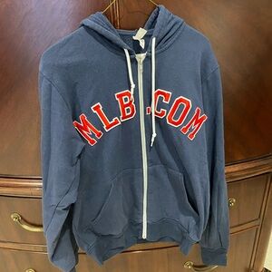 Major League Baseball Sweatshirt